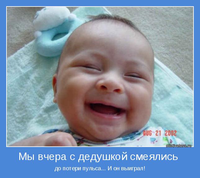 комната с двумя окнами
